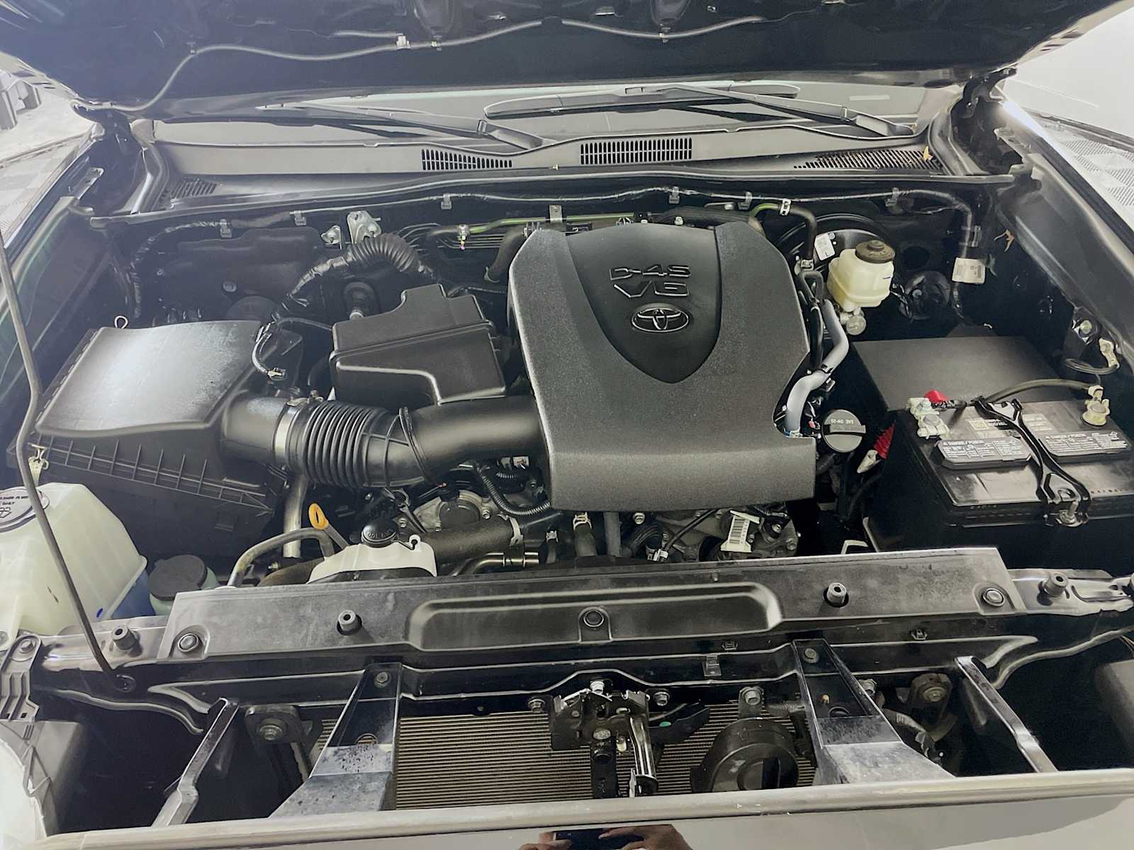 2022 Toyota Tacoma SR5 photo 27