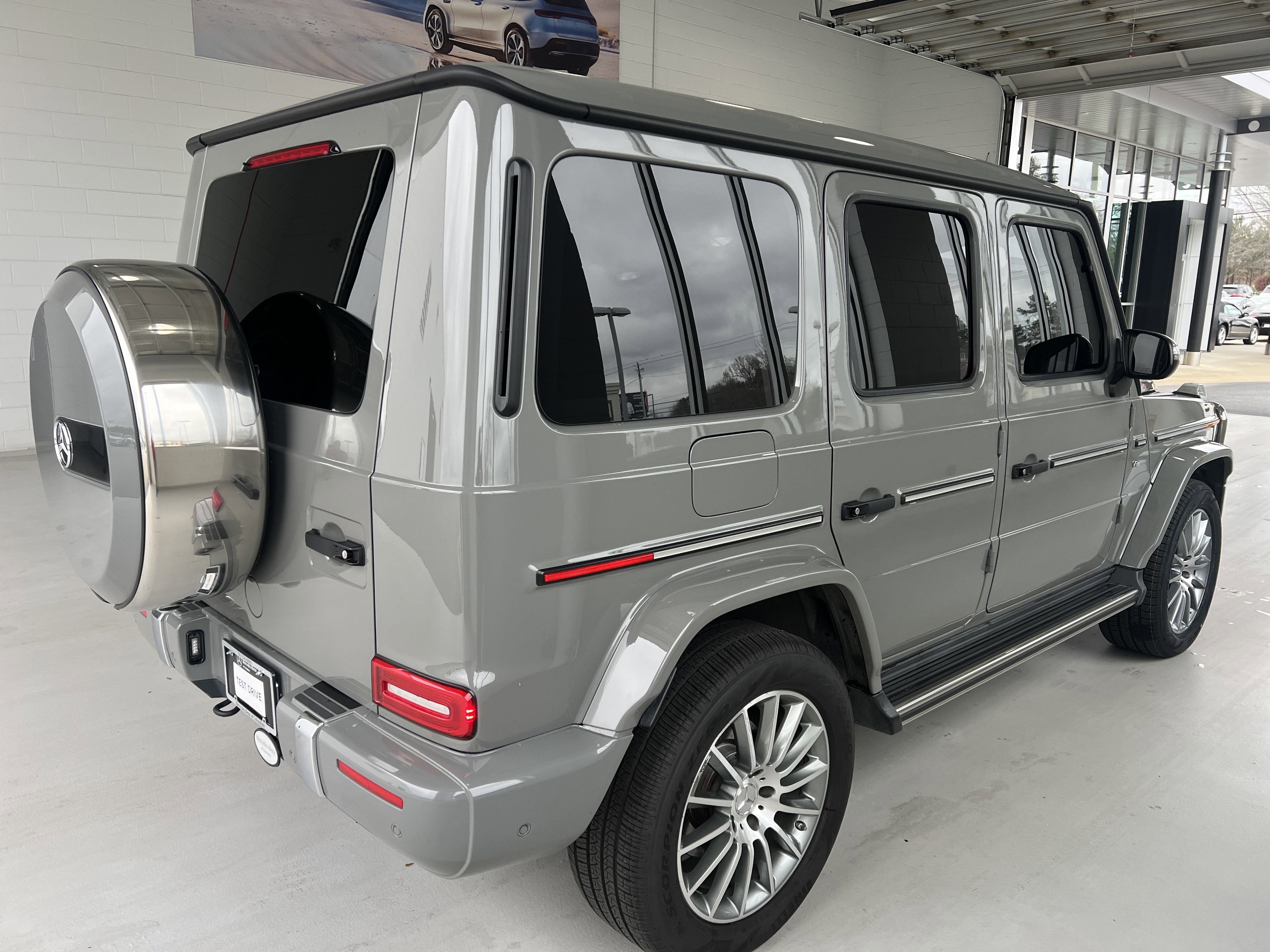 2022 Mercedes Benz G 550 photo 7