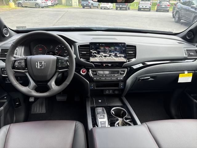 2025 Honda Ridgeline Black Edition photo 19