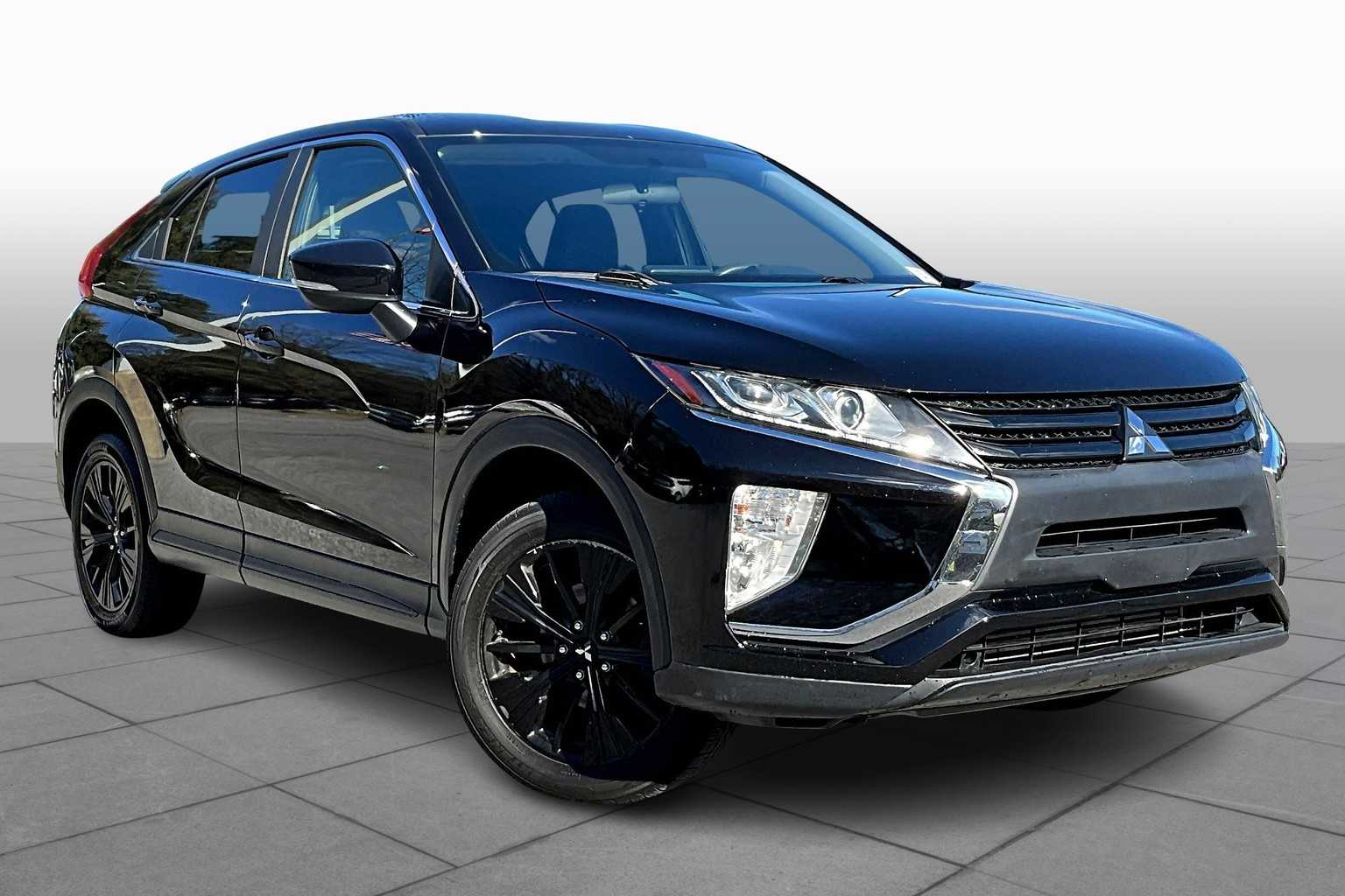 2018 Mitsubishi Eclipse Cross LE photo 2