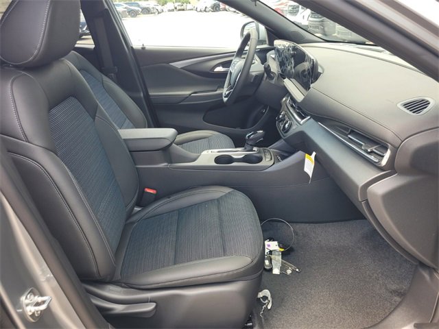 2025 Buick Envista Preferred photo 13