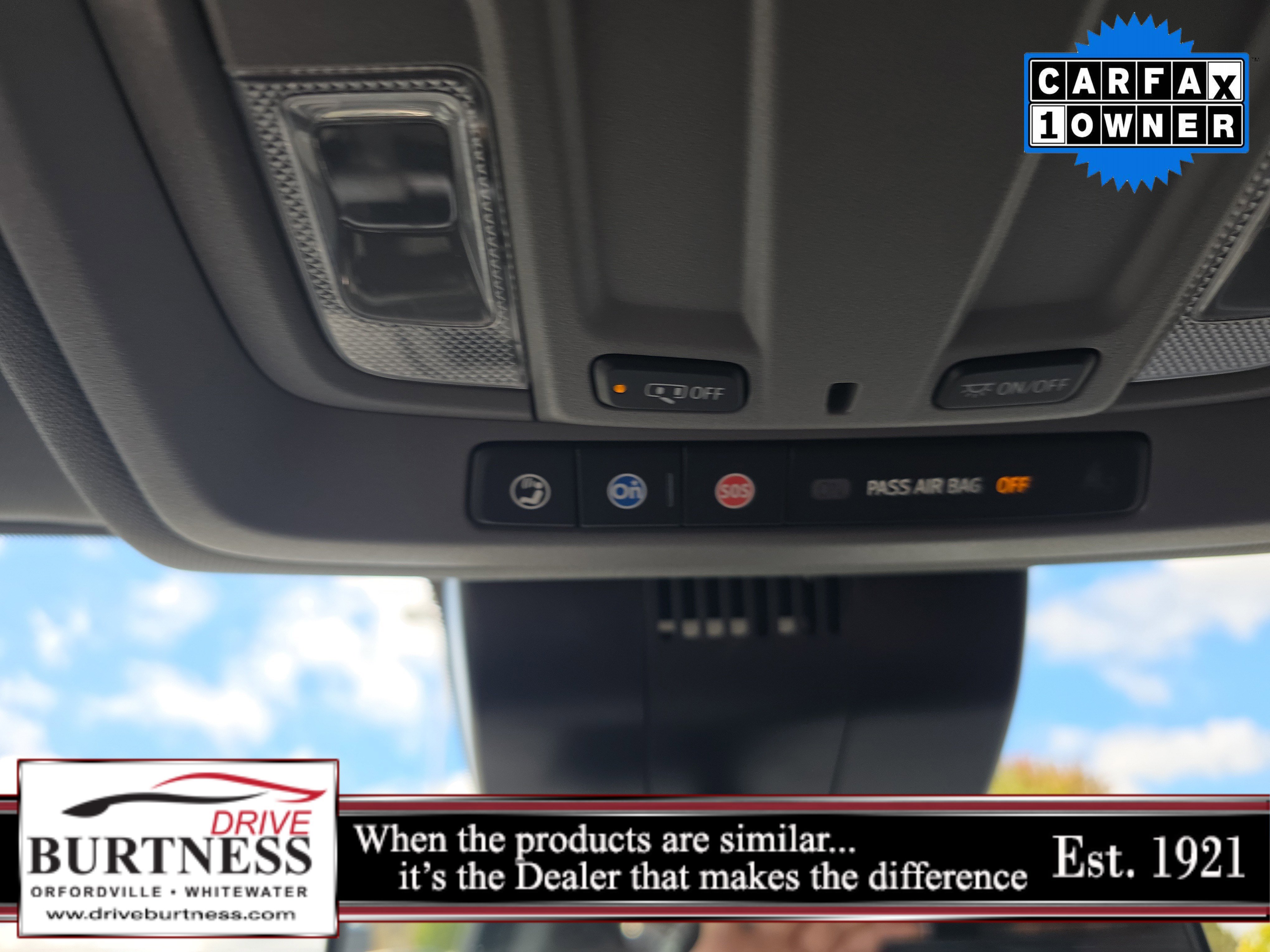 2022 Chevrolet Silverado 1500 RST photo 3