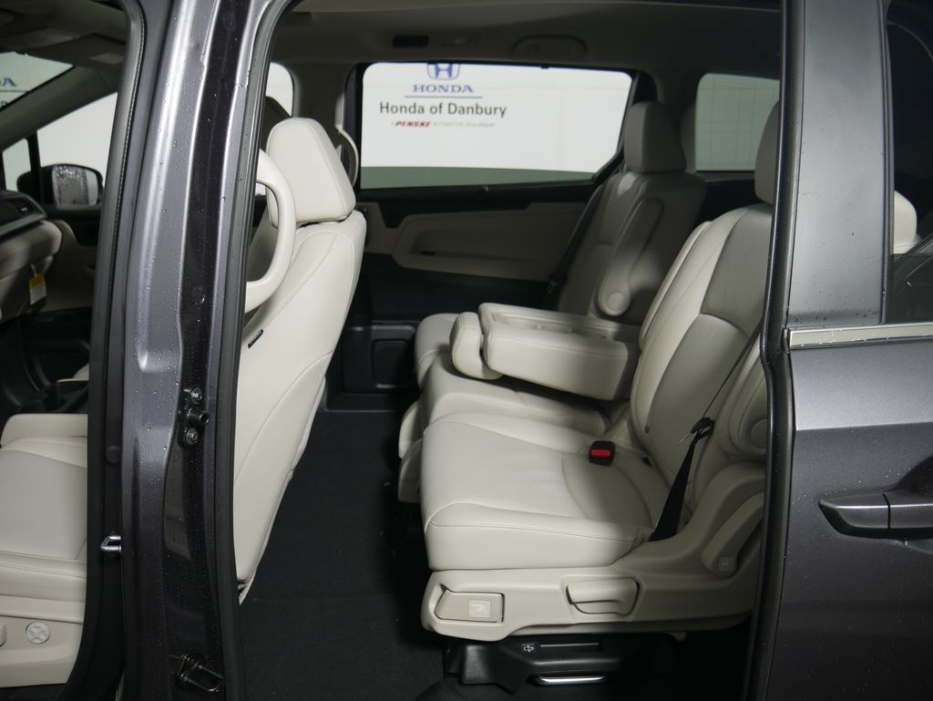 2026 Honda Odyssey EX-L photo 12