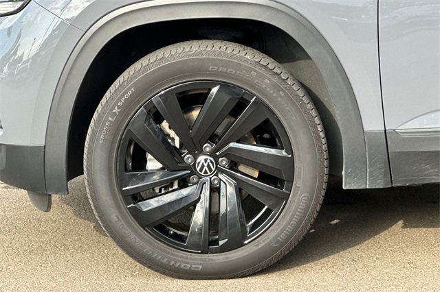 2022 Volkswagen Atlas Cross Sport V6 SE Technology photo 21