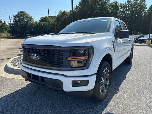 2025 Ford F-150 STX photo 4
