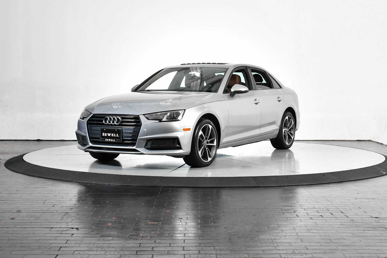 2019 Audi A4 Premium's photo