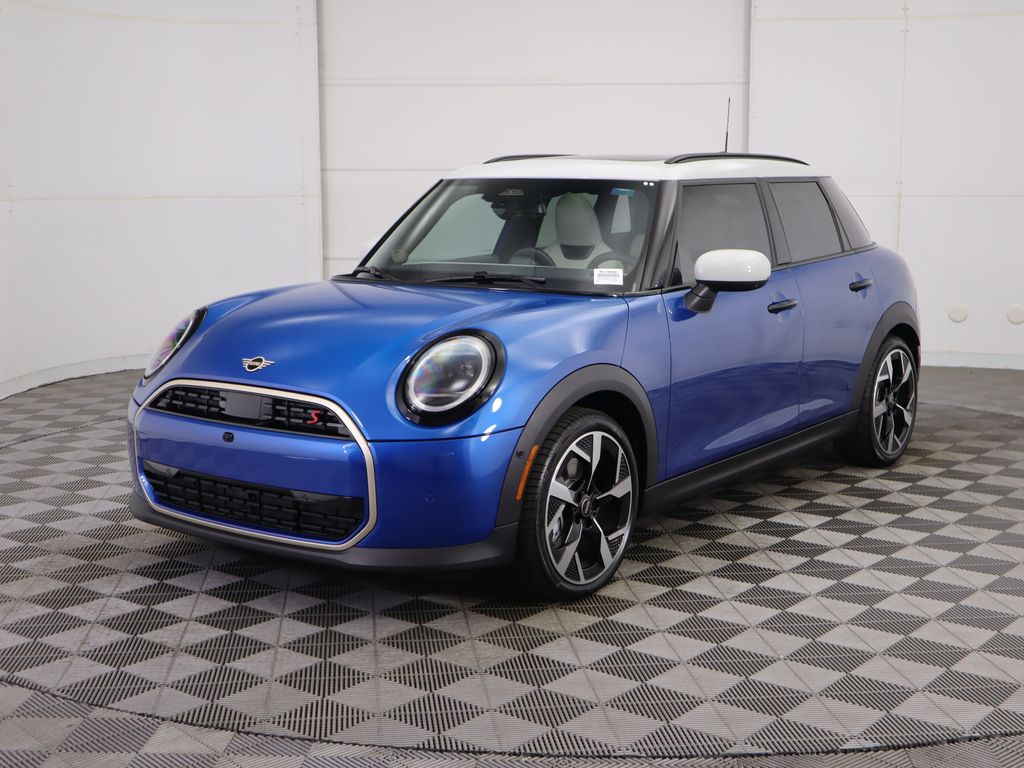 2026 MINI Hardtop 4 Door S's photo