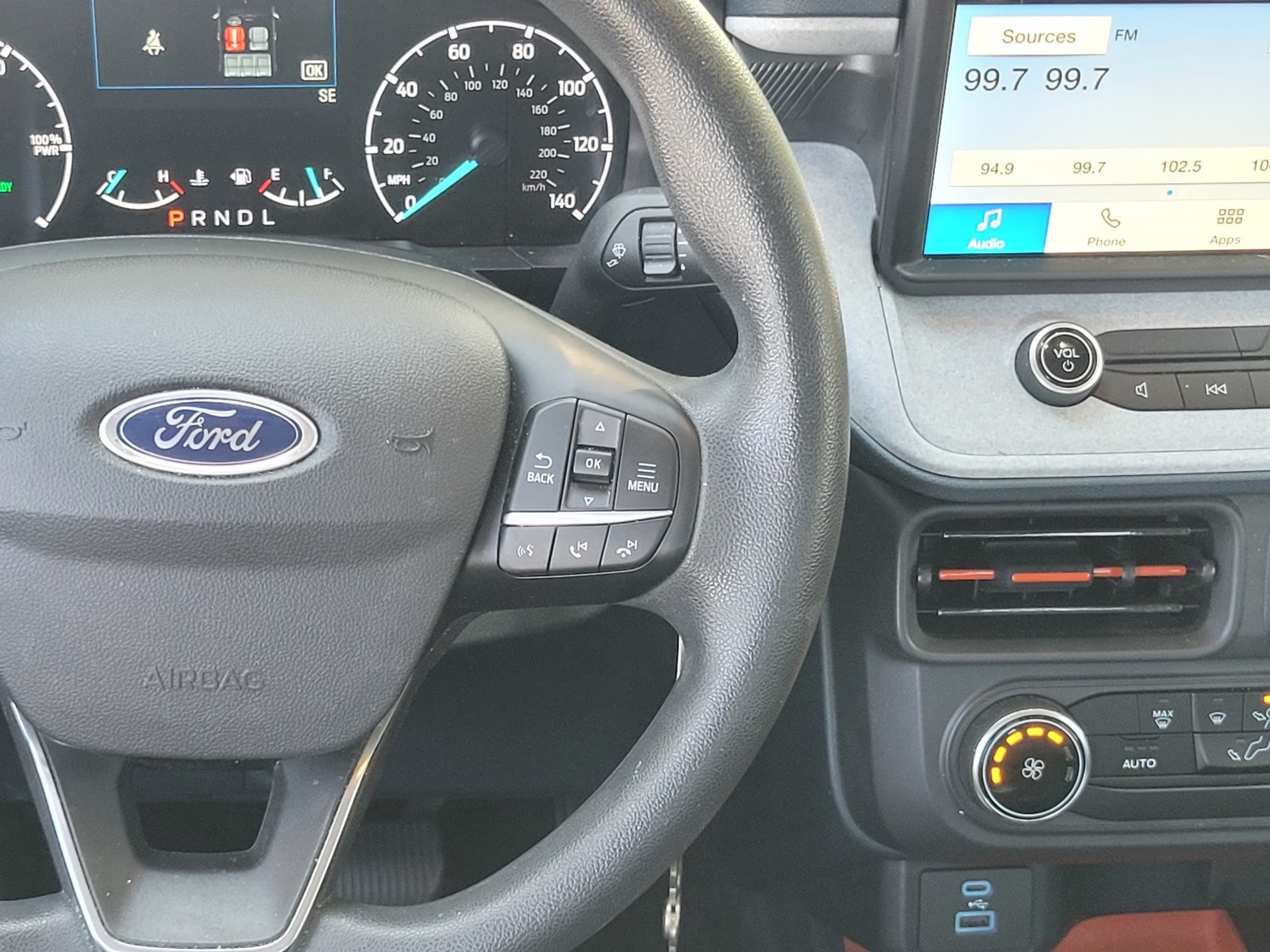 2023 Ford Maverick XLT photo 14