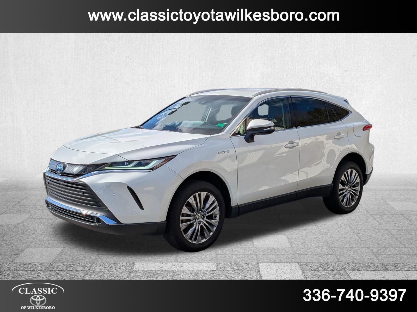 2021 Toyota Venza XLE's photo