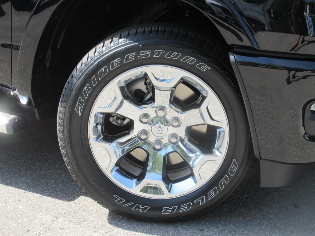 2025 Ram 1500 Big Horn Lone Star photo 8