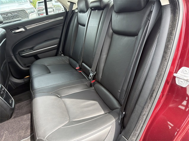 2018 Chrysler 300 Touring Limited photo 13