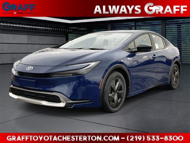 2026 Toyota Prius SE's photo