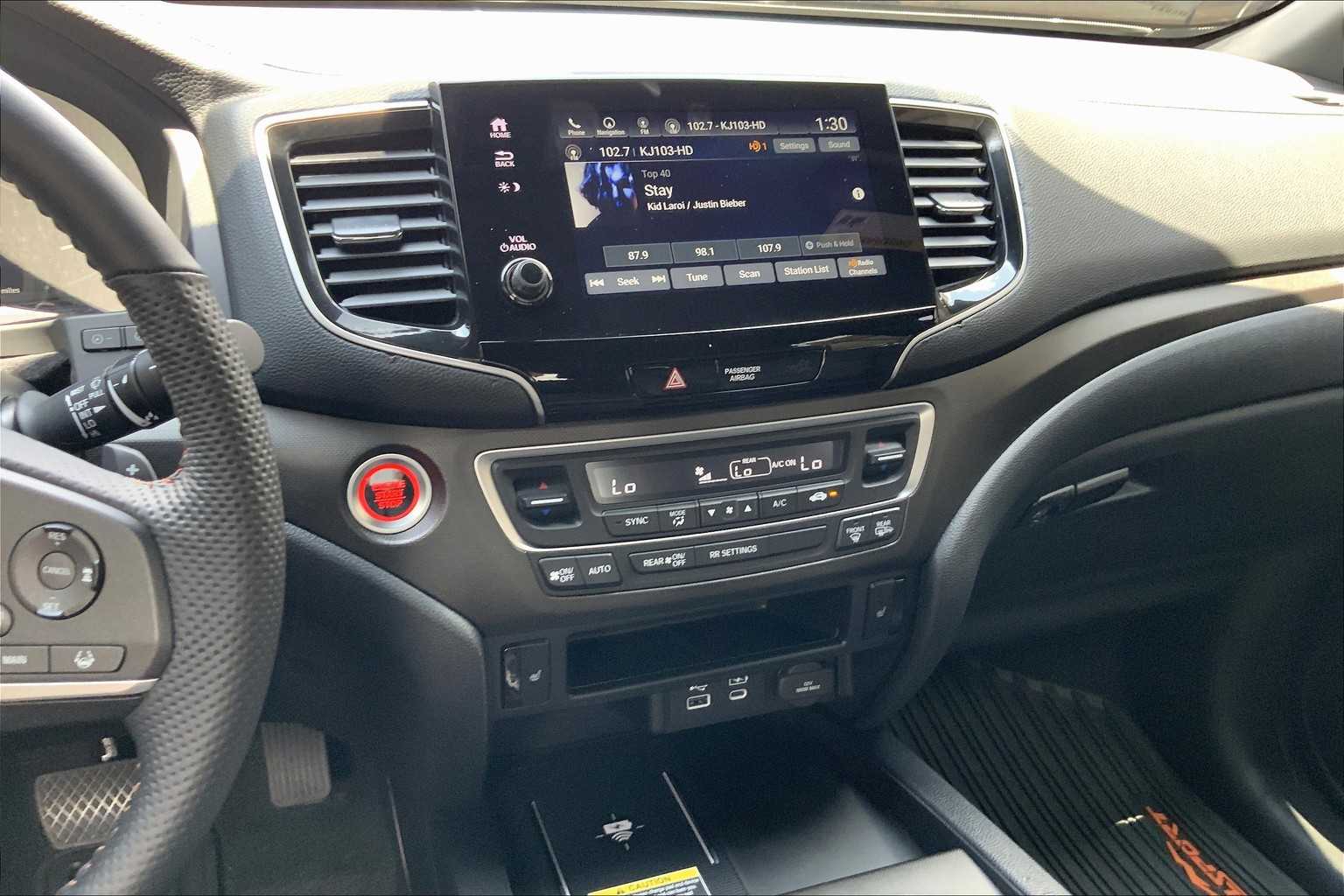 2025 Honda Passport TrailSport photo 6