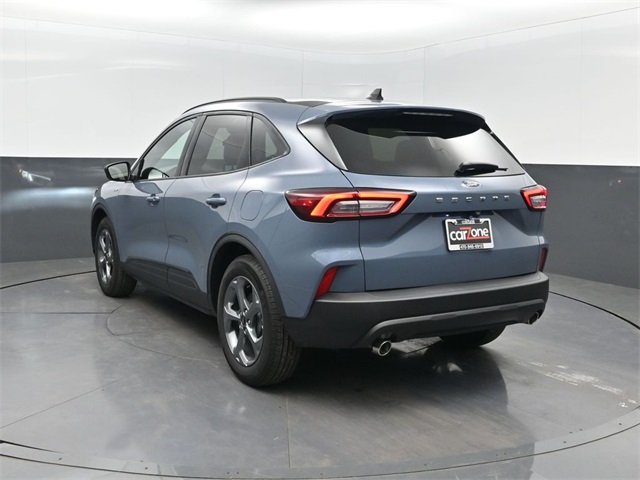 2025 Ford Escape ST-Line photo 3