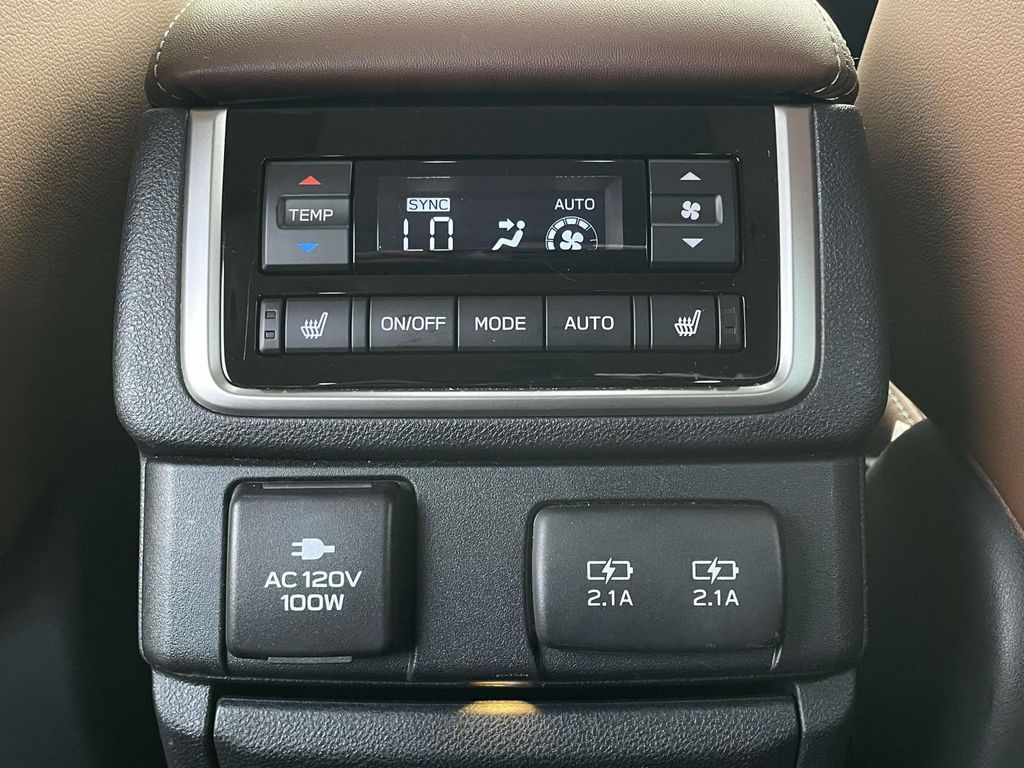 2022 Subaru Ascent Touring photo 2