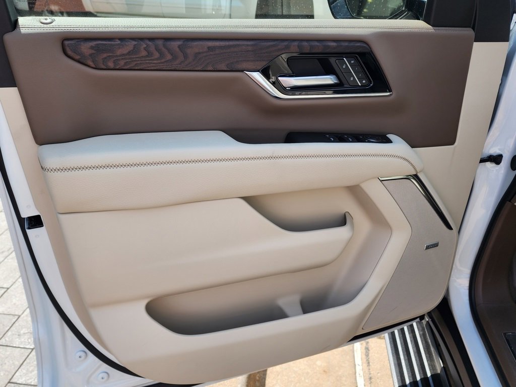 2026 Gmc Yukon XL Denali photo 11