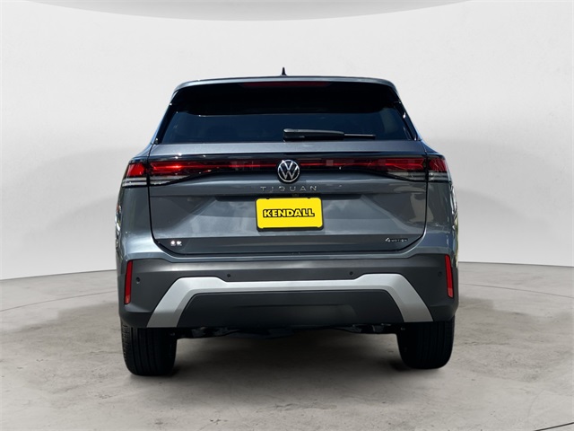 2025 Volkswagen Tiguan SE photo 4