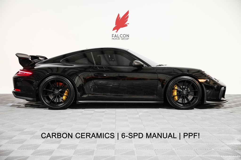 2018 Porsche 911 GT3's photo