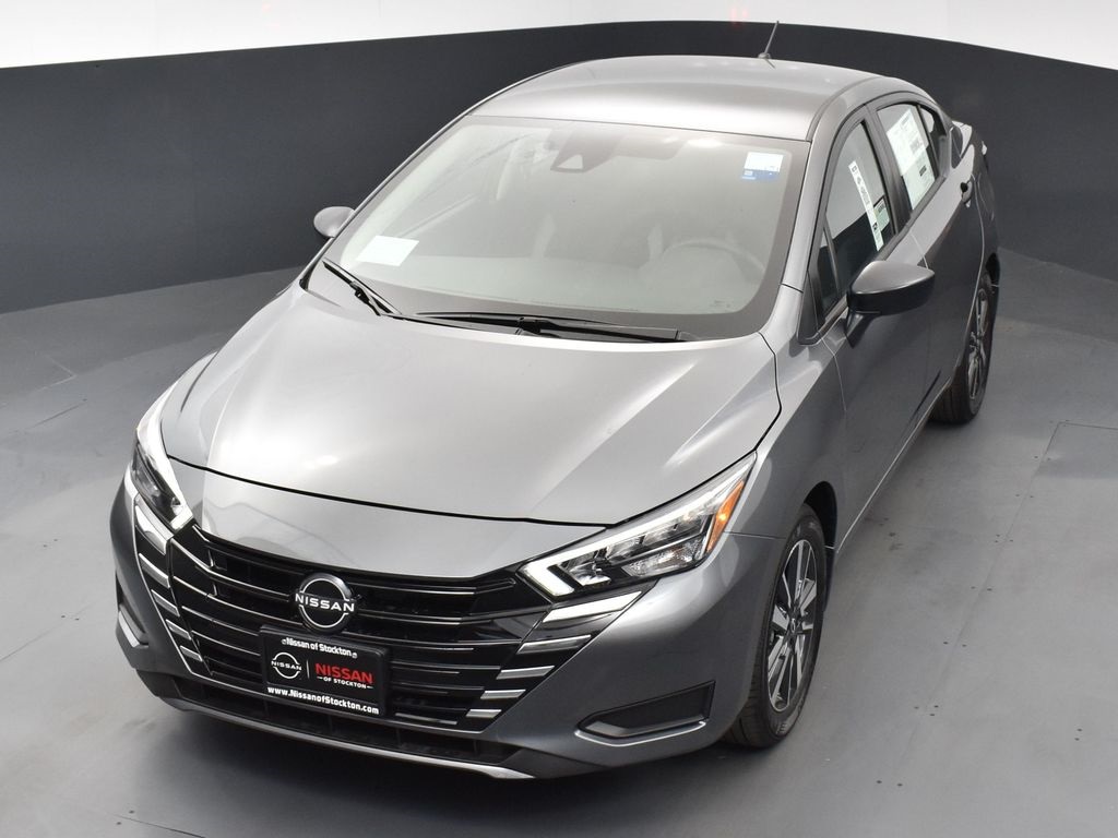 2025 Nissan Versa 1.6 S photo 41