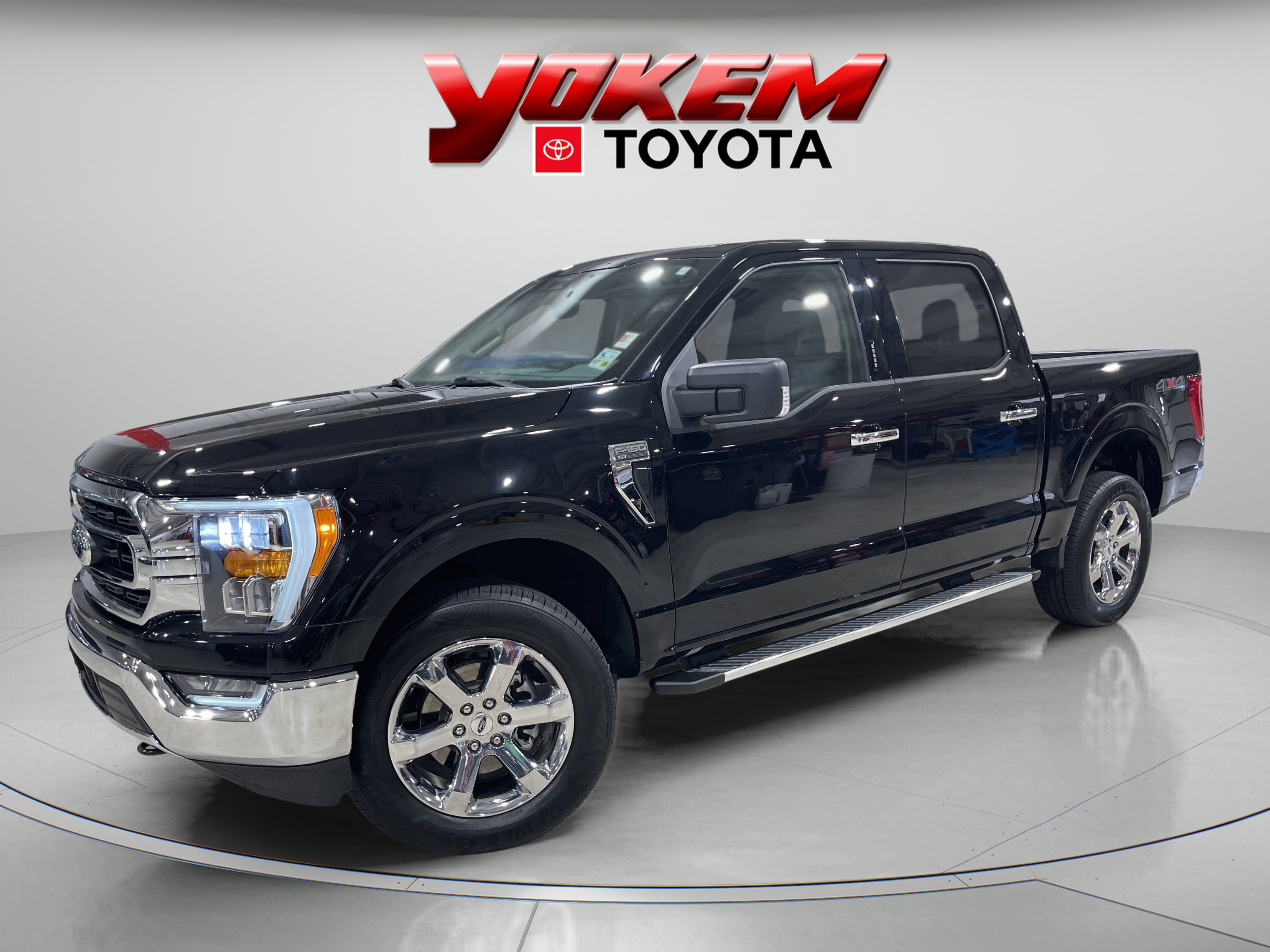 2022 Ford F-150 XLT's photo