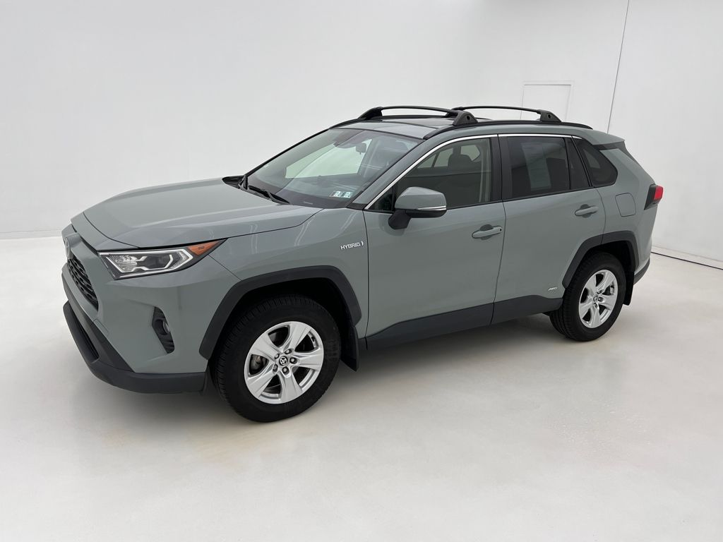 2021 Toyota RAV4 Hybrid XLE photo 4