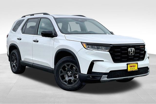 2025 Honda Pilot TrailSport's photo