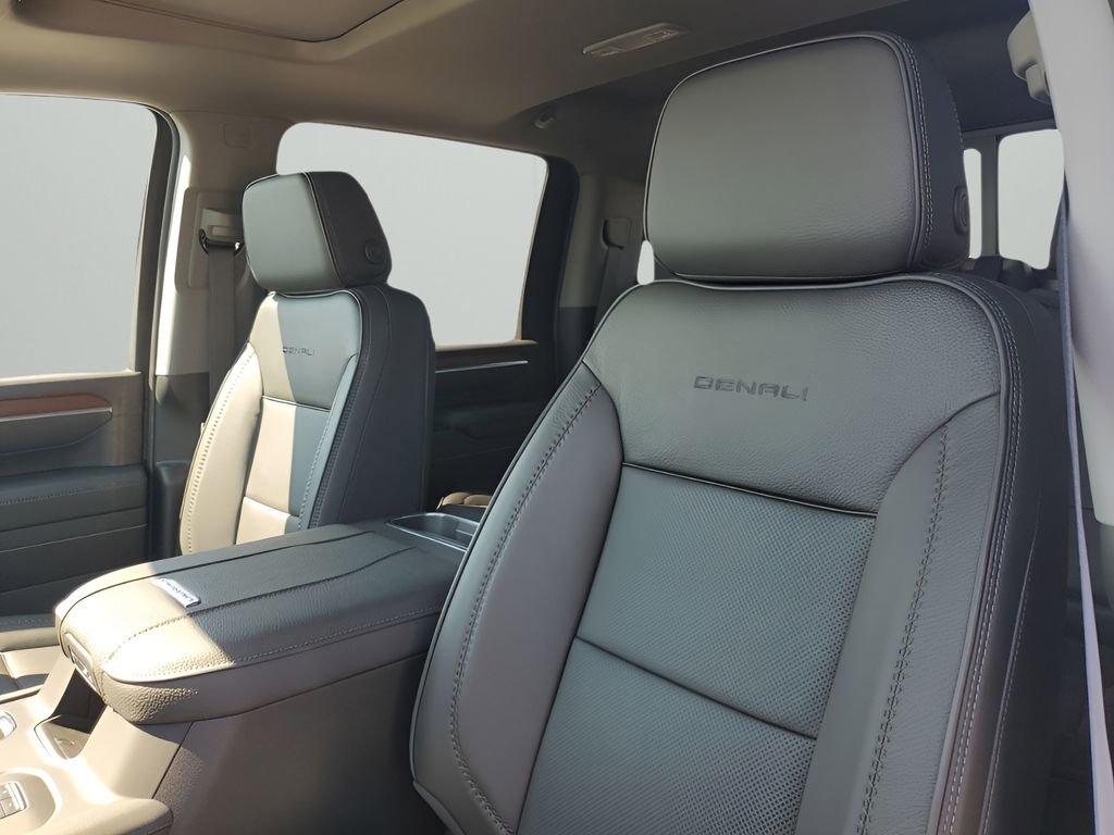 2026 Gmc Sierra 2500 Denali photo 25