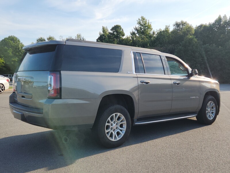 2019 Gmc Yukon XL SLT photo 3