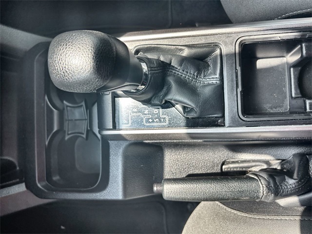 2021 Toyota Tacoma SR5 photo 20