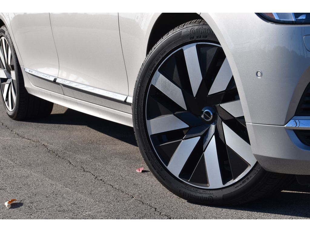 2024 Volvo S90 T8 Ultimate photo 2