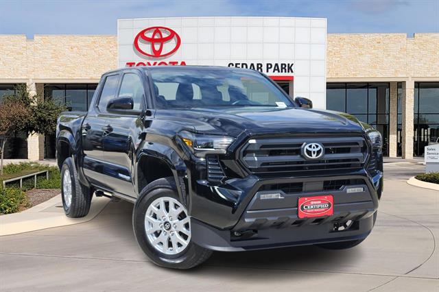 2025 Toyota Tacoma SR5's photo