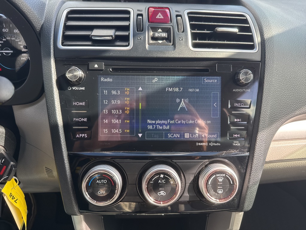 2017 Subaru Forester 2.5i Premium photo 35