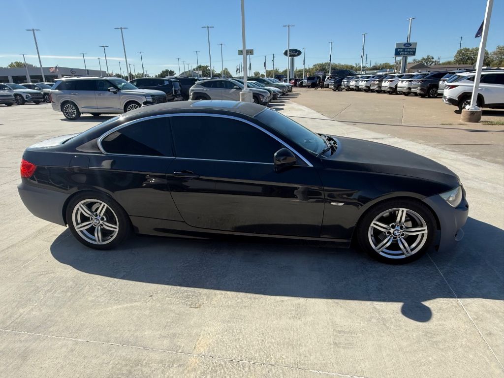 2011 Bmw 328i 3-series photo 3