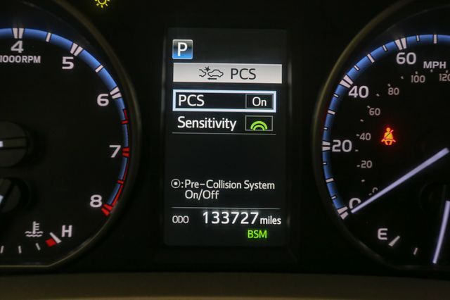 2018 Toyota RAV4 XLE photo 32