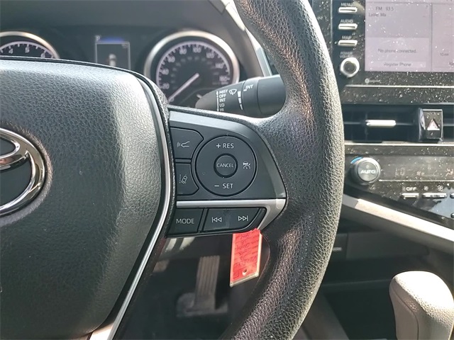 2023 Toyota Camry LE photo 14