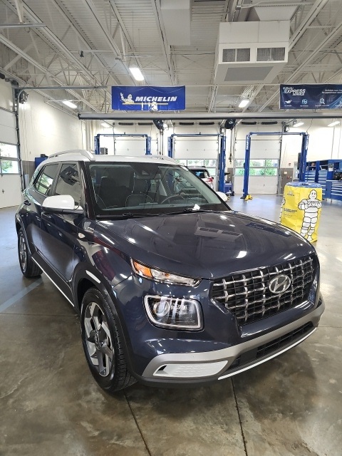 2021 Hyundai Venue SEL Denim photo 4