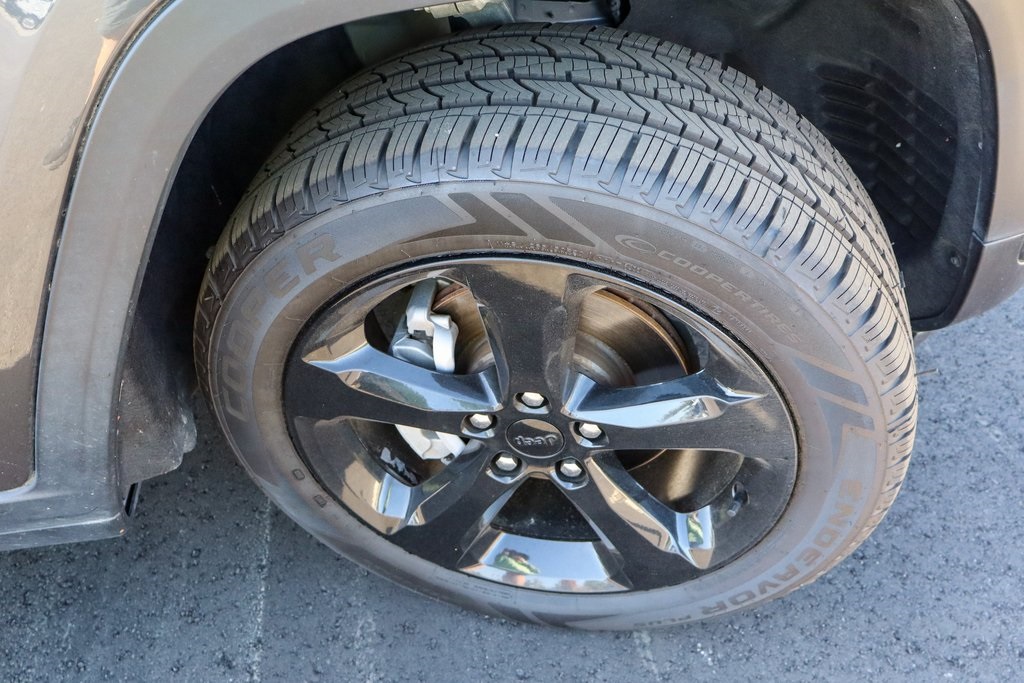 2022 Jeep Grand Cherokee Altitude photo 37