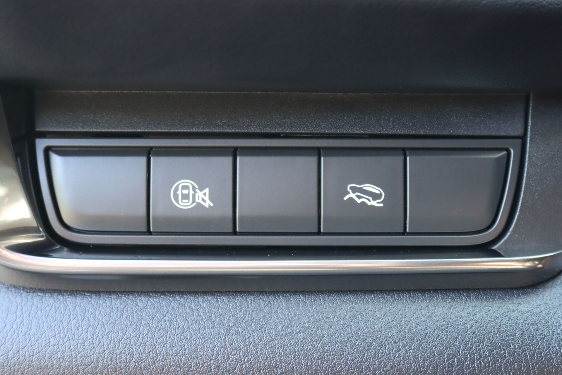 2025 Mazda CX-30 2.5 S Preferred photo 17