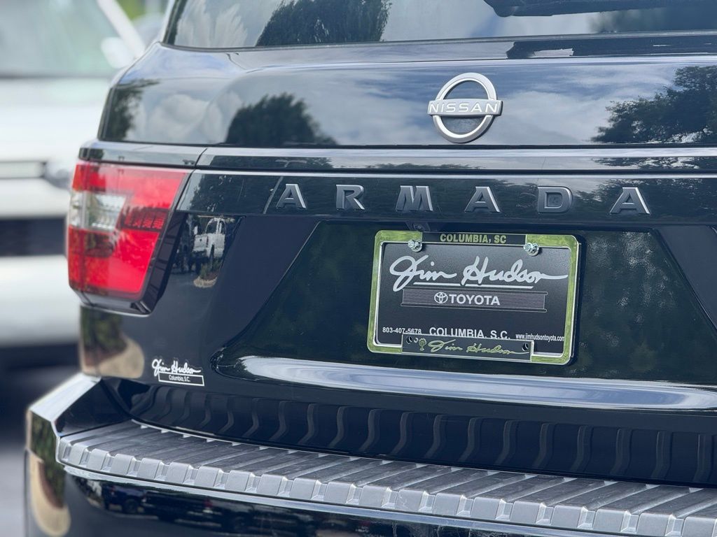 2023 Nissan Armada SL photo 7