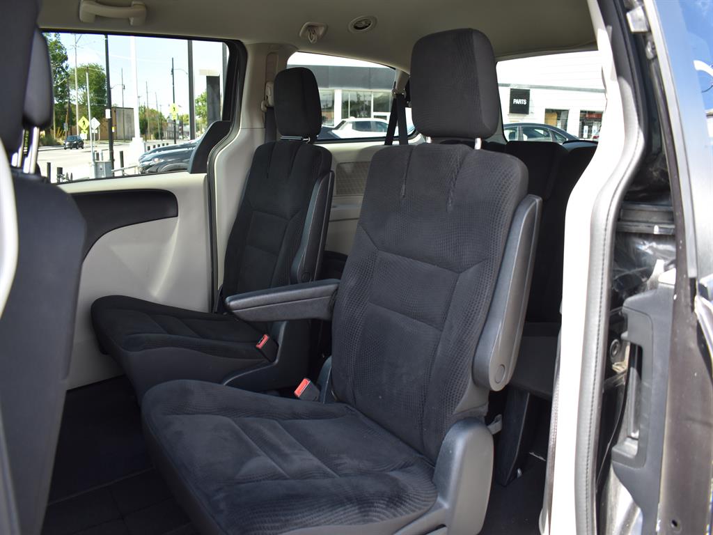 2020 Dodge Grand Caravan SE Sport photo 14
