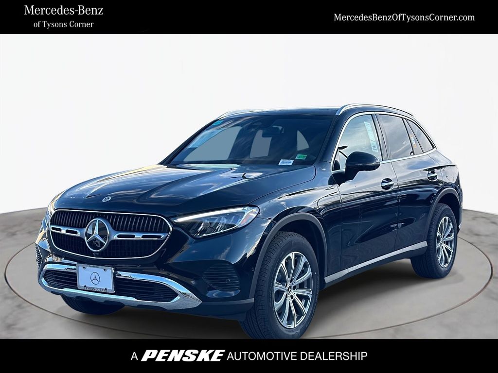 2026 Mercedes-Benz GLC Base's photo