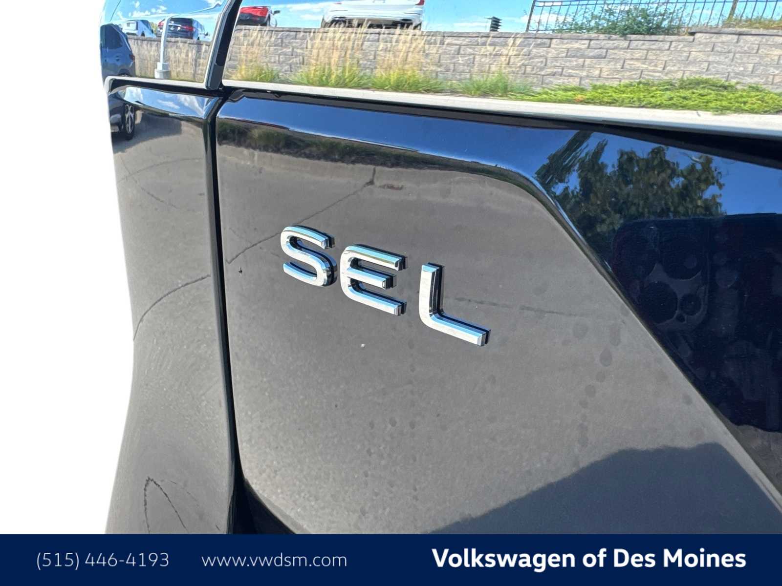 2026 Volkswagen Atlas SEL Premium R-Line photo 4