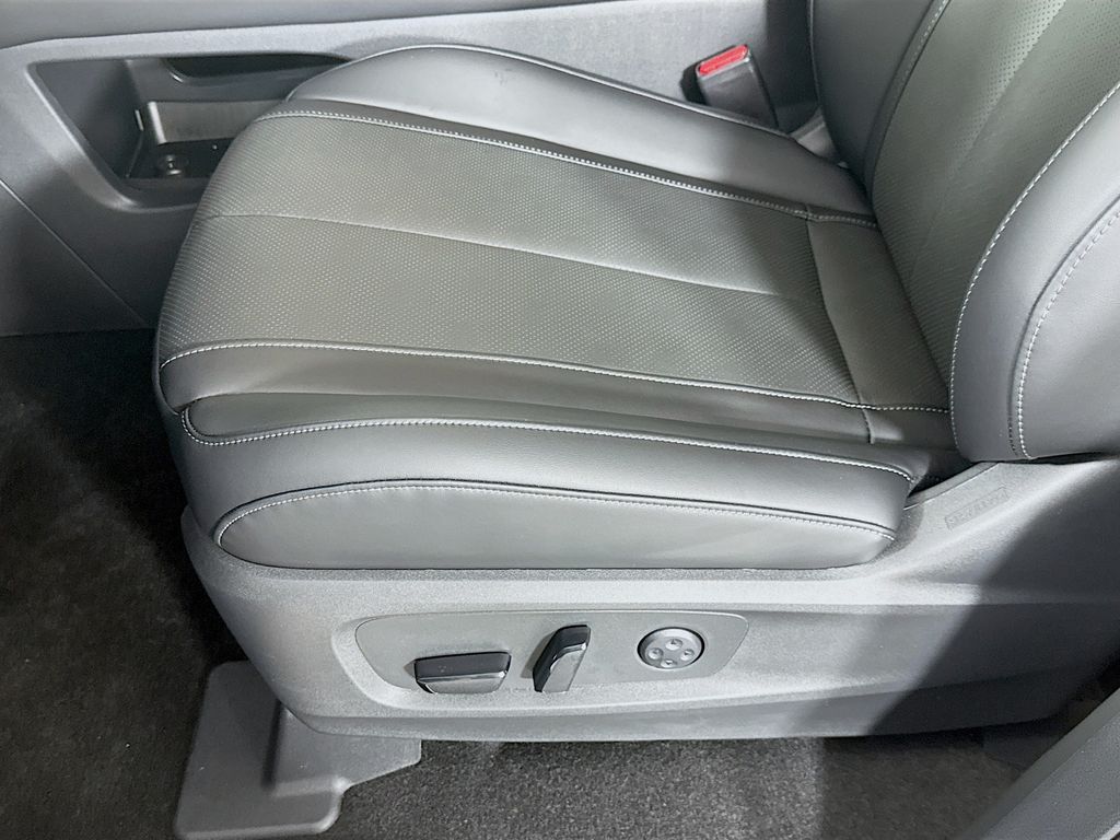 2026 Infiniti QX60 Luxe photo 17