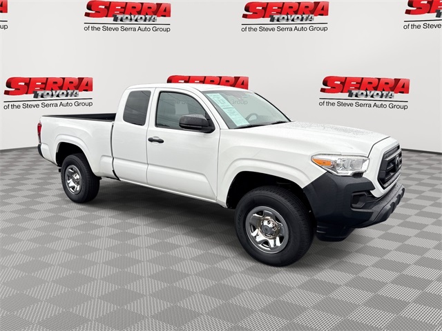 2020 Toyota Tacoma SR5's photo