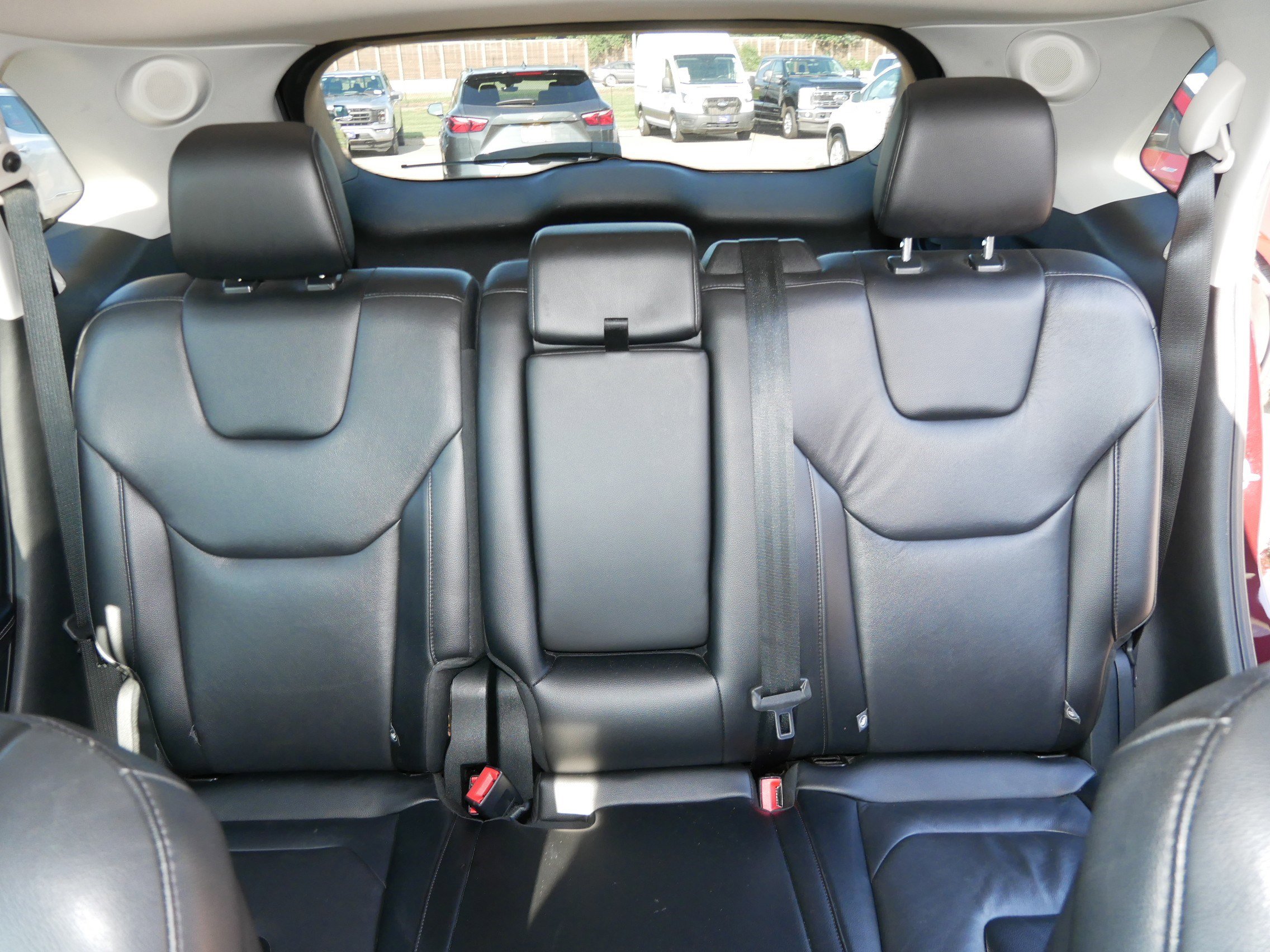 2022 Ford Edge Titanium photo 13