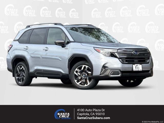 2025 Subaru Forester Limited's photo