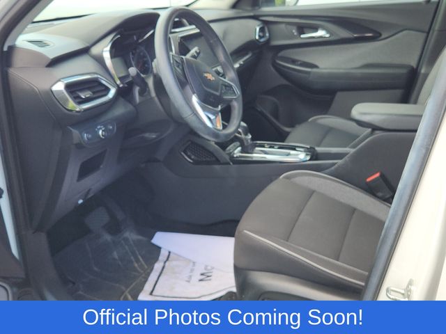 2021 Chevrolet Trailblazer LT photo 3