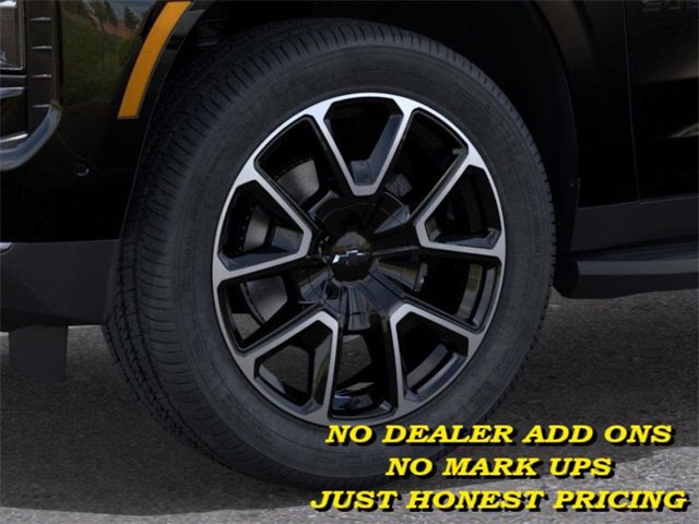 2025 Chevrolet Suburban RST photo 8