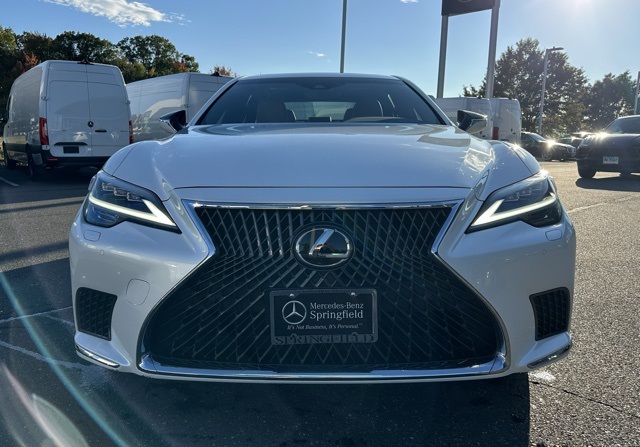 2021 Lexus LS 500 photo 2