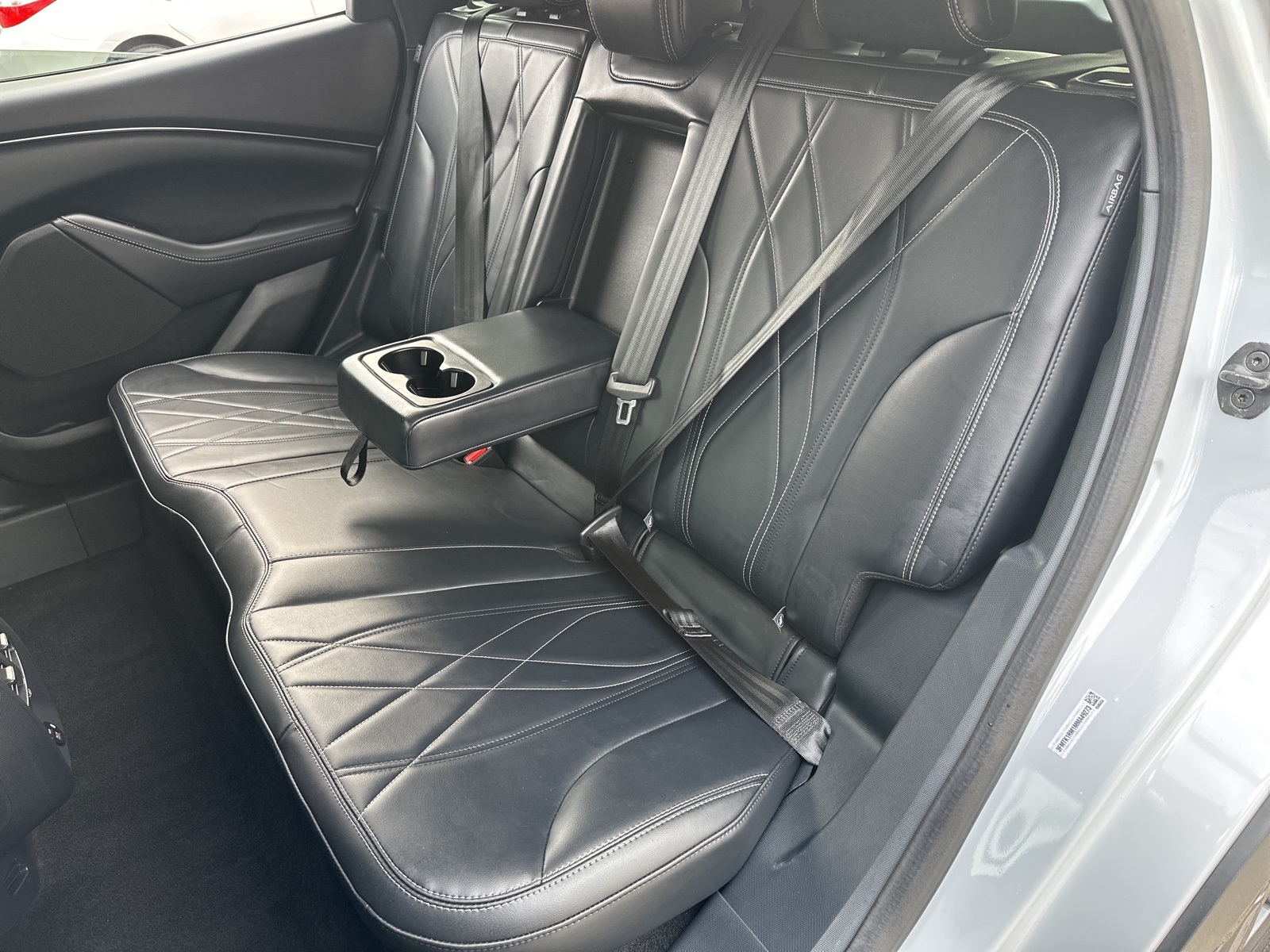 2021 Ford Mustang Mach-E Select photo 4